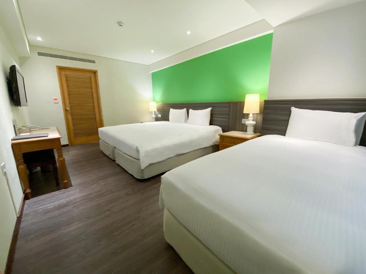 กรีนเวิลด์ ทริปเปิลเบดส์ Hotel ไทเป ห้อง รูปภาพ