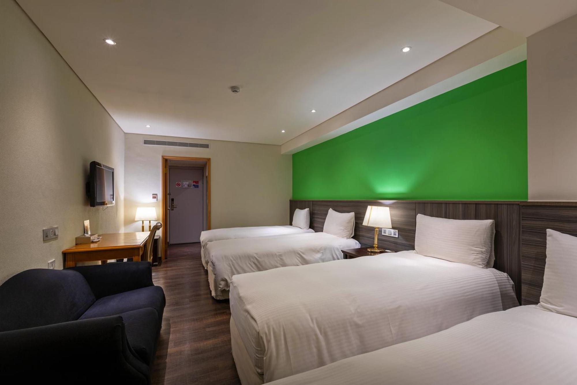 กรีนเวิลด์ ทริปเปิลเบดส์ Hotel ไทเป ห้อง รูปภาพ